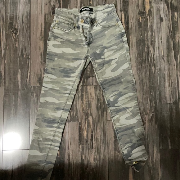 express camo jeans